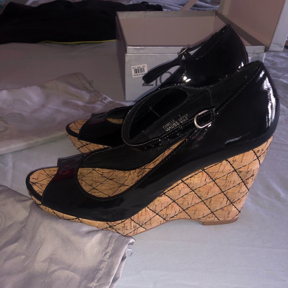 ZIGI Girl Black Patent Wedges